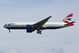 PASSENGERさんが、ロンドン・ヒースロー空港で撮影したブリティッシュ・エアウェイズ 777-236/ERの航空フォト（飛行機 写真・画像）