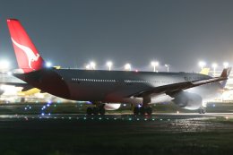 jagaさんが、成田国際空港で撮影したカンタス航空 A330-303の航空フォト（飛行機 写真・画像）