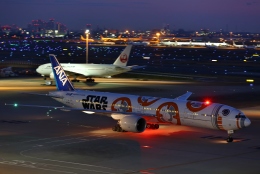 リリココさんが、羽田空港で撮影した全日空 777-381/ERの航空フォト（飛行機 写真・画像）