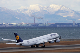 yabyanさんが、中部国際空港で撮影したルフトハンザドイツ航空 A340-311の航空フォト（飛行機 写真・画像）