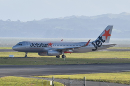 Timothyさんが、オークランド空港で撮影したジェットスター A320-232の航空フォト（飛行機 写真・画像）