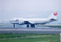 JAA　DC-8さんが、伊丹空港で撮影した日本航空 747-246Bの航空フォト（飛行機 写真・画像）