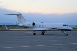 北の熊さんが、新千歳空港で撮影した南山公務 G-IV-X Gulfstream G450の航空フォト（飛行機 写真・画像）