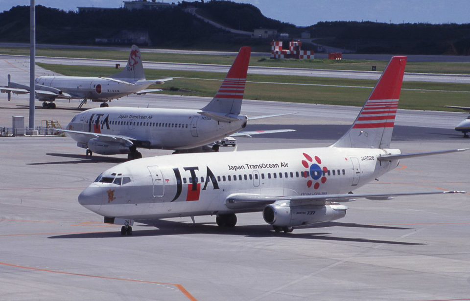 Boeing 737-200 南方航空 (現JTA)1/200 Boeing 737-200 Japan Transocean Air Livery - GTA5-Mods.com