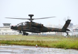 Lotusさんが、八尾空港で撮影した陸上自衛隊 AH-64Dの航空フォト（飛行機 写真・画像）