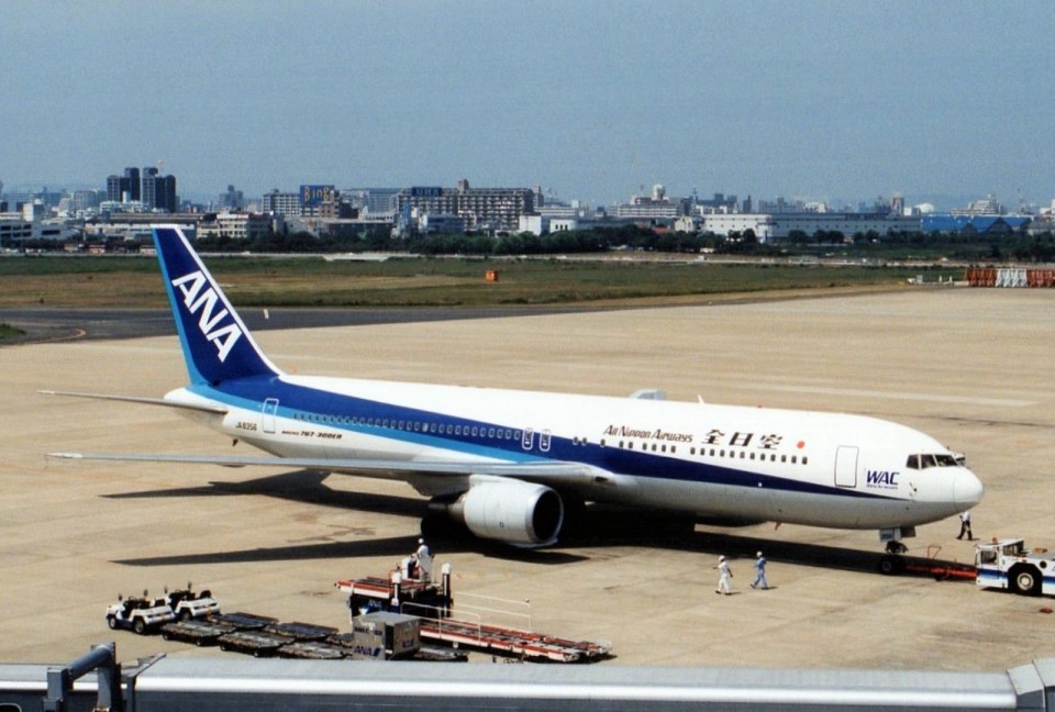 全日空商事767-300 61fLGepV5gL._UF350,350_QL80_.jpg