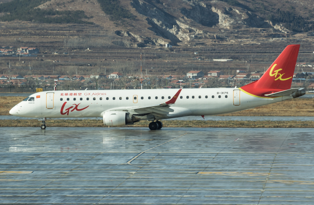 煙台蓬莱国際空港 - Yantai Penglai International Airport [YNT/ZSYT]で撮影された煙台蓬莱国際空港 - Yantai Penglai International Airport [YNT/ZSYT]の航空機写真