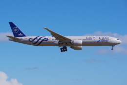 スカイチーム」特別塗装機 中国南方航空 (777-300 | B-2049