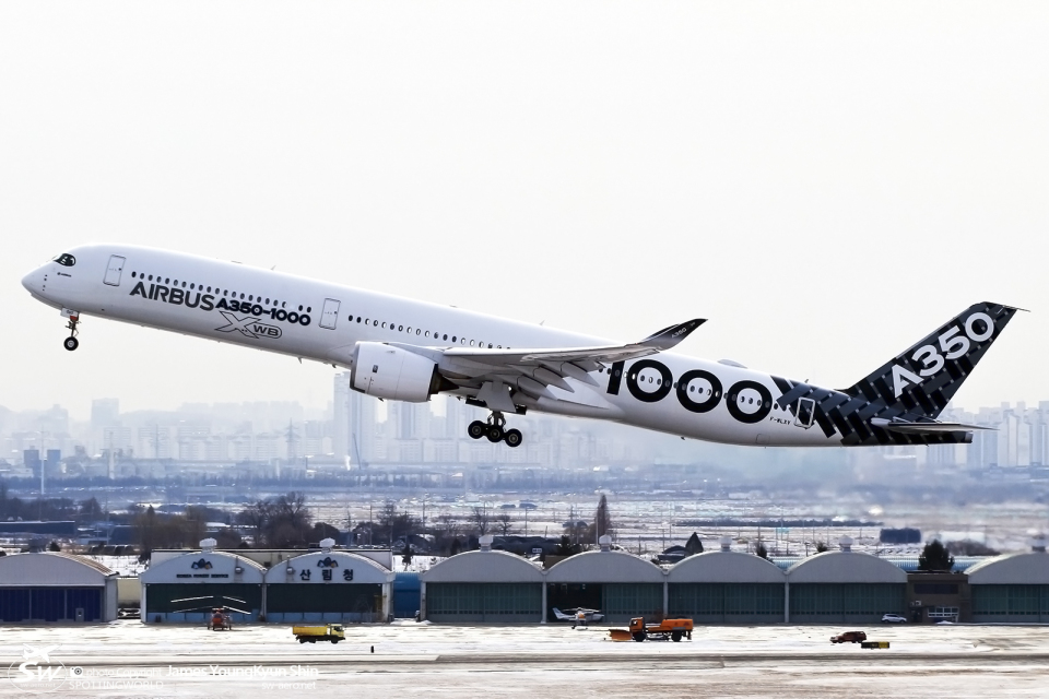 エアバス Airbus A350-1000 F-WLXV 金浦国際空港 航空フォト