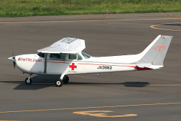 A-Chanさんが、札幌飛行場で撮影したエアフライトジャパン 172P Skyhawk IIの航空フォト（飛行機 写真・画像）