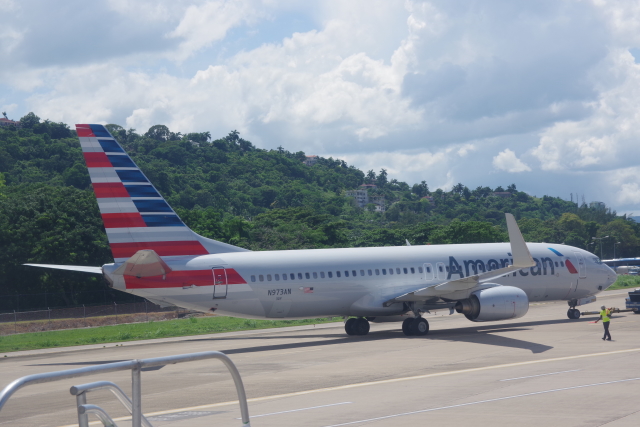 JA8037さんが、サングスター国際空港で撮影したアメリカン航空 737-823の航空フォト（飛行機 写真・画像）