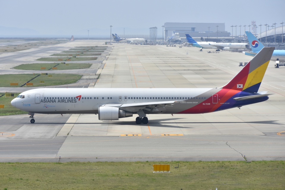 アシアナ航空 Boeing 767-300 HL7248 関西国際空港 航空フォト