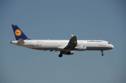 はれいろさんが、フランクフルト国際空港で撮影したルフトハンザドイツ航空 A321-231の航空フォト（飛行機 写真・画像）
