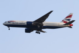 sky-spotterさんが、ロンドン・ヒースロー空港で撮影したブリティッシュ・エアウェイズ 777-236/ERの航空フォト（飛行機 写真・画像）