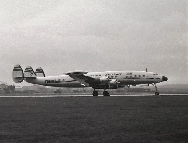 BOSTONさんが、シカゴ・ミッドウェー国際空港で撮影したトランス・ワールド航空 L-1049 Super Constellationの航空フォト（飛行機 写真・画像）