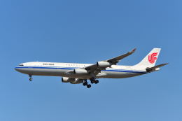 航空フォト：B-2387 中国国際航空 A340-300