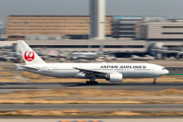 jjieさんが、羽田空港で撮影した日本航空 777-246の航空フォト（飛行機 写真・画像）