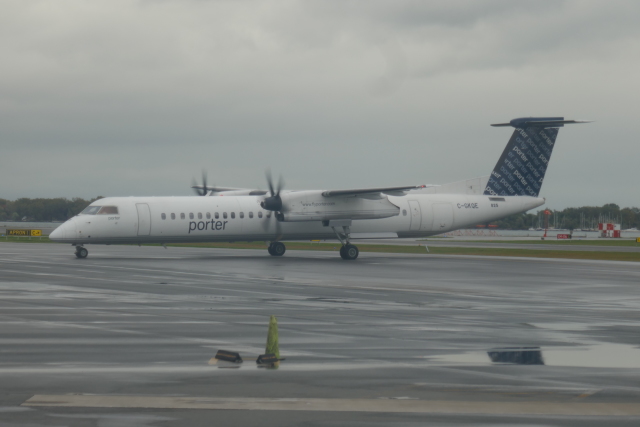 ビリー・ビショップ・トロント・シティー空港 - Billy Bishop Toronto City Airport [YTZ/CYTZ]で撮影されたビリー・ビショップ・トロント・シティー空港 - Billy Bishop Toronto City Airport [YTZ/CYTZ]の航空機写真