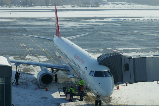 ボルィースピリ国際空港 - Boryspil International Airport [KBP/UKBB]で撮影されたボルィースピリ国際空港 - Boryspil International Airport [KBP/UKBB]の航空機写真(フォト・画像)