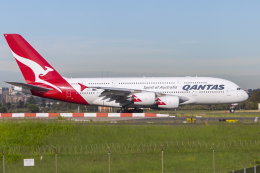 mameshibaさんが、シドニー国際空港で撮影したカンタス航空 A380-842の航空フォト（飛行機 写真・画像）