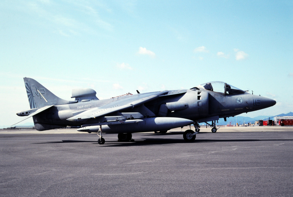 US-MC☆米軍海兵隊☆AV-8B☆HARRIER☆セット Amazon | カラカルモデル 1/48 アメリカ海兵隊 AV-8B ハリアーII