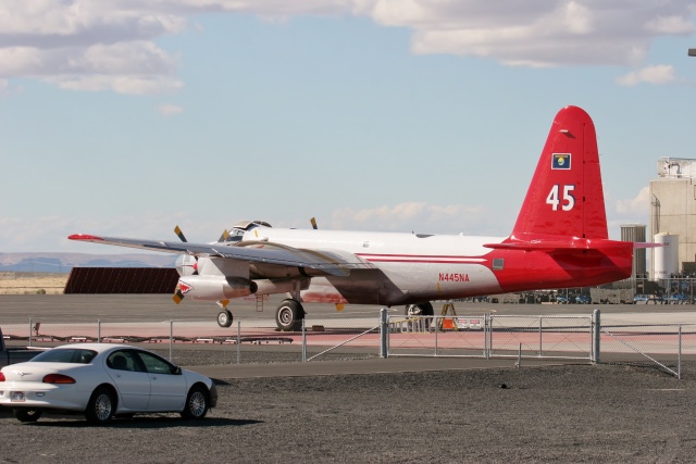 TA27さんが、グラントカウンティ国際空港で撮影したネプチューン・エイビエーション・サービス P2V-7 Neptuneの航空フォト（飛行機 写真・画像）