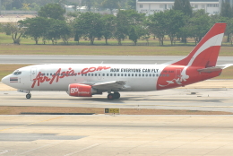 jun☆さんが、ドンムアン空港で撮影したタイ・エアアジア 737-301の航空フォト（飛行機 写真・画像）