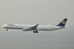 天王寺王子さんが、香港国際空港で撮影したルフトハンザドイツ航空 A340-642の航空フォト（飛行機 写真・画像）