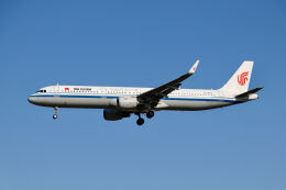 航空フォト：B-1637 中国国際航空 A321