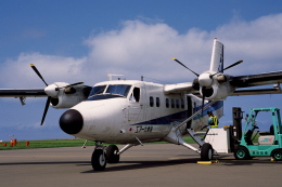 奥尻空港 デ・ハビランド・カナダ DHC-6 ツインオッター 航空
