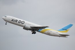 cassiopeiaさんが、羽田空港で撮影したAIR DO 767-33A/ERの航空フォト（飛行機 写真・画像）