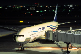 機体記号 : JA751A (ANA) 特別塗装機「ANA創立45周年記念 [ 風