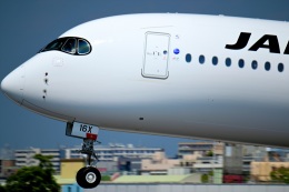 キットカットさんが、伊丹空港で撮影した日本航空 A350-941の航空フォト（飛行機 写真・画像）