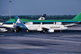 航空フォト：N247RX メキシカーナ航空 A320