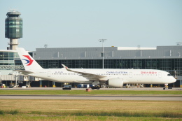 bentriderさんが、バンクーバー国際空港で撮影した中国東方航空 A350-941の航空フォト（飛行機 写真・画像）