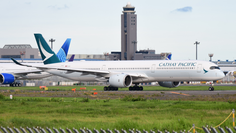 航空写真(フォト・画像)：キャセイパシフィック航空 Airbus A350