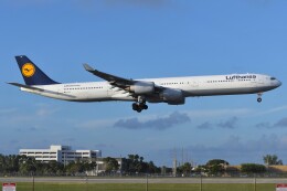 航空フォト：D-AIHI ルフトハンザドイツ航空 A340-600