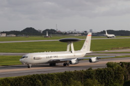 GNPさんが、嘉手納飛行場で撮影したアメリカ空軍 E-3G Sentry (707-300)の航空フォト（飛行機 写真・画像）