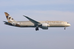 エティハド航空 787-9 ボーイング、エティハド航空に787-9初納入