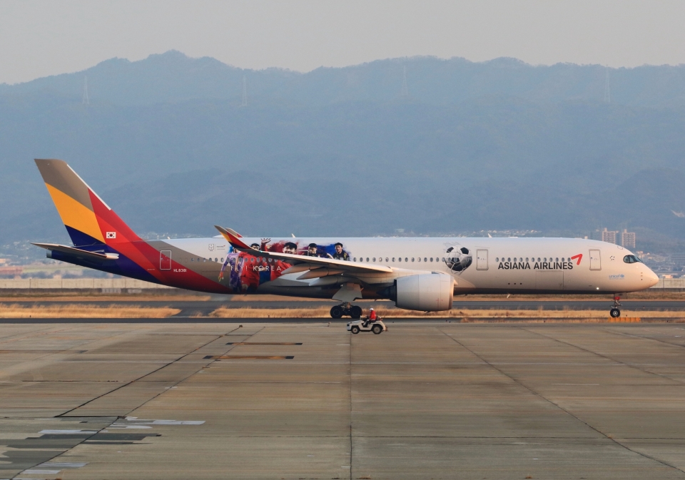 JCWings 1:400アシアナ A350-900 HL8381フラップダウン JCWings 1:400アシアナ A350-900 HL8381フラップダウン - メルカリ