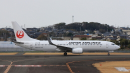 Cassiopeia737さんが、高知空港で撮影した日本航空 737-846の航空フォト（飛行機 写真・画像）