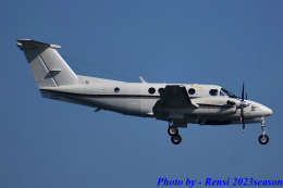 れんしさんが、岩国空港で撮影したアメリカ海軍 UC-12F Super King Air (B200C)の航空フォト（飛行機 写真・画像）