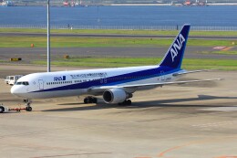 フッ軽の極美さんが、羽田空港で撮影した全日空 767-381の航空フォト（飛行機 写真・画像）