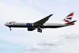 OMAさんが、ロンドン・ヒースロー空港で撮影したブリティッシュ・エアウェイズ 777-236/ERの航空フォト（飛行機 写真・画像）