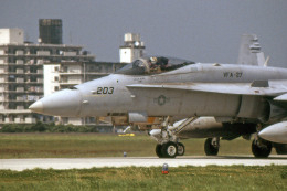 厚木飛行場 - Naval Air Facility Atsugi [NJA/RJTA]で撮影されたアメリカ海軍 - United States Navyの航空機写真