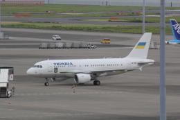 幹ポタさんが、羽田空港で撮影したウクライナ政府 A319-115CJの航空フォト（飛行機 写真・画像）