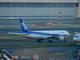 Kiyo.Hさんが、羽田空港で撮影した全日空 767-381の航空フォト（飛行機 写真・画像）