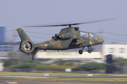 Y.さんが、明野駐屯地で撮影した陸上自衛隊 OH-1の航空フォト（飛行機 写真・画像）