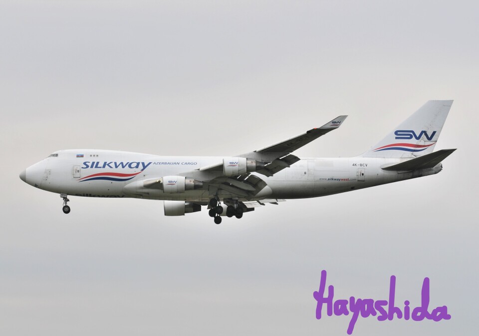 シルクウェイ航空 747モデル シルクウェイ・ウェスト・エアラインズ Boeing 747-400 4K-BCI