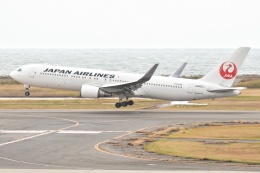 倉島さんが、新潟空港で撮影した日本航空 767-346/ERの航空フォト（飛行機 写真・画像）